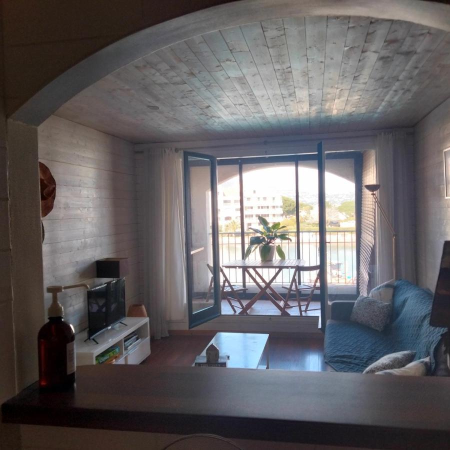 Bel Appartement Vue Mer Cogolin Esterno foto